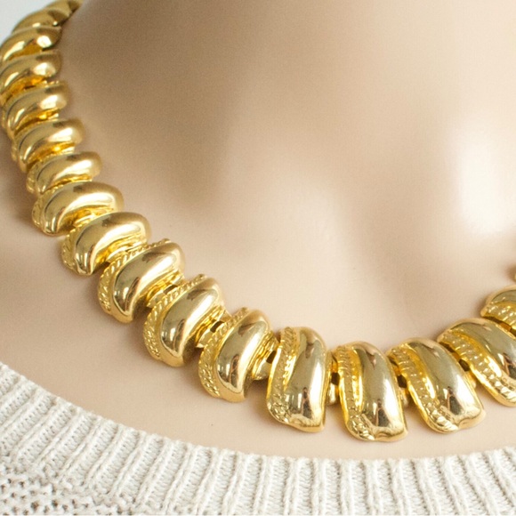 Vintage Gold Plated Collar Necklce Curved Domed Link - Picture 2 of 4